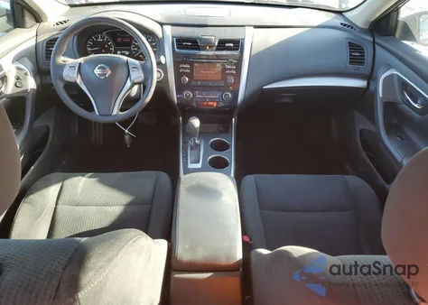 2015 Nissan Altima 2.5 z USA, uszkodzony, nr VIN 1N4AL3AP4FN909191